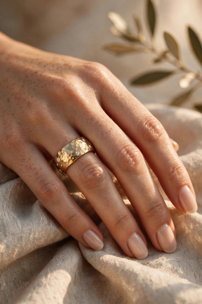 Hammered Diamond Band lifestyle