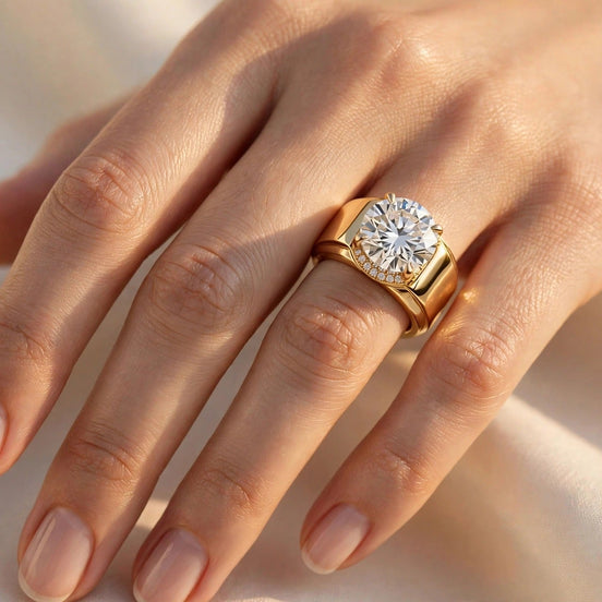 Hidden Halo Chunky Ring lifestyle