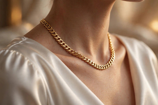 Curb Chain Necklace lifestyle