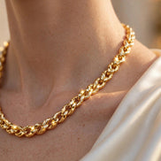 Singapore Sparkle Chain lifestyle