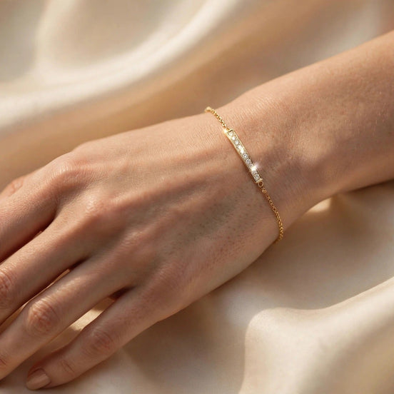 Diamond Bar Chain Bracelet lifestyle