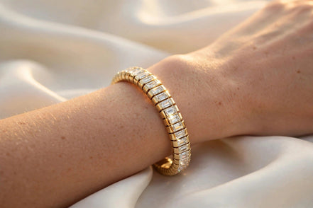 Flexible Baguette Cuff lifestyle