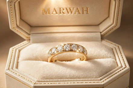 Half-Eternity Diamond Band in the MARWAH ivory box