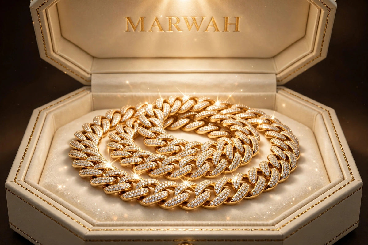Iced Cuban Chain in the MARWAH ivory box