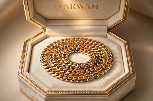 Cuban Link Chain in the MARWAH ivory box