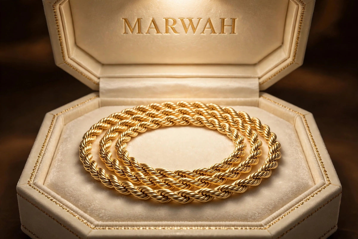 Rope Chain in the MARWAH ivory box